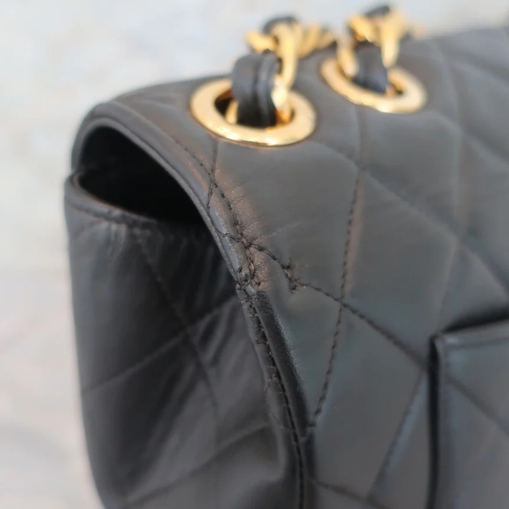 Authentic CHANEL single flap classic matelasse 30 medium 24k gold vintage bag - Picture 7 of 15
